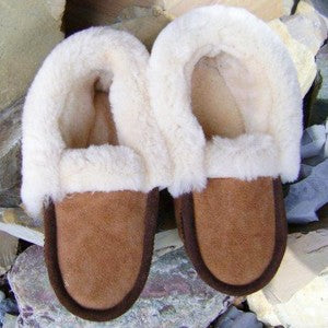 Men's Moccasin Style Sheepskin Slippers – Caribou Clothes